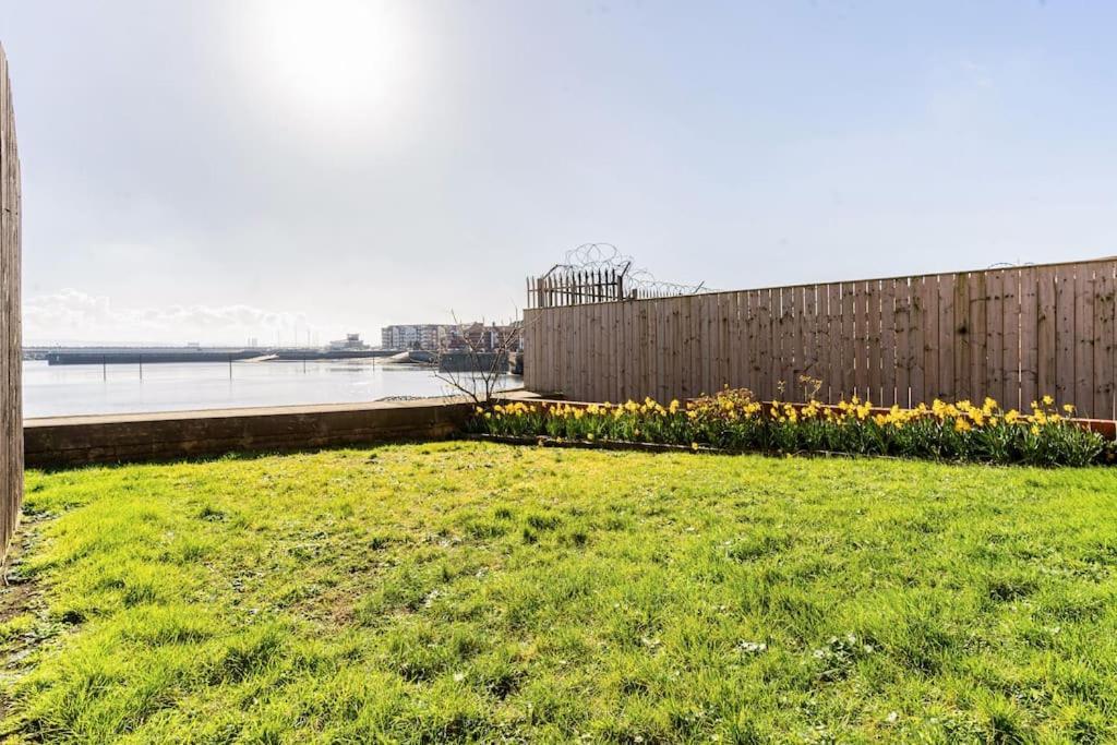 Stunning Ground Floor Hartlepool Marina Apartment Exterior photo